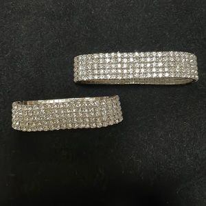 Set of 2 stretchy rhinestone bracelets